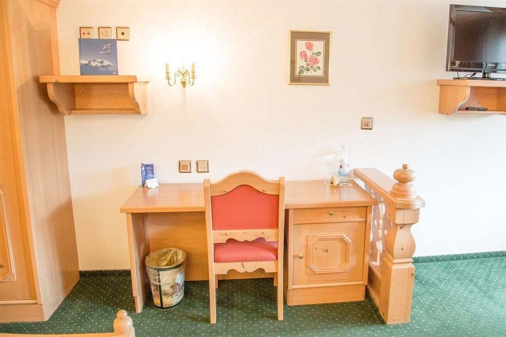 Hotel Simmenhof Ленк Екстериор снимка