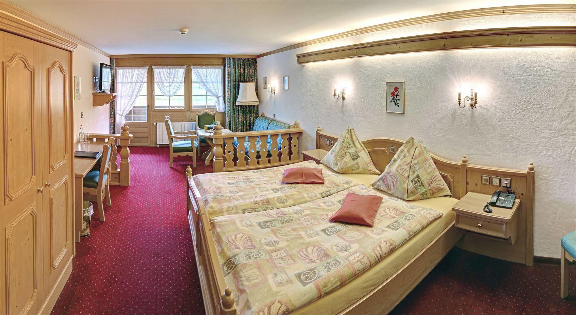 Hotel Simmenhof Ленк Екстериор снимка