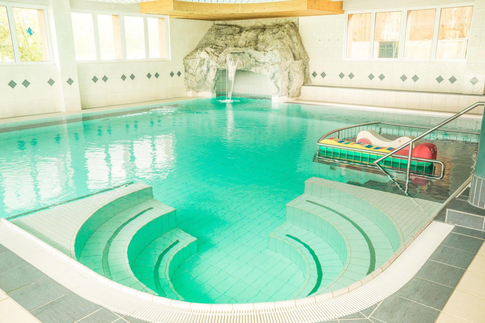 Hotel Simmenhof Ленк Екстериор снимка